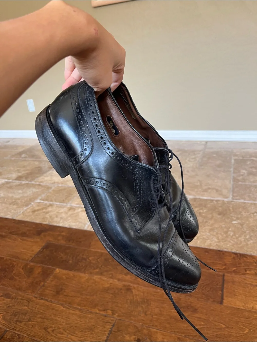 Classic Men's Black Leather Cap-Toe Oxfords